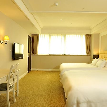 Asia Emperor Hotel 台南 エクステリア 写真