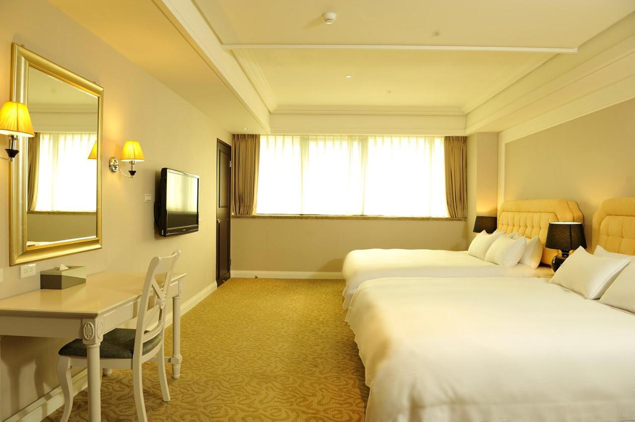 Asia Emperor Hotel 台南 エクステリア 写真