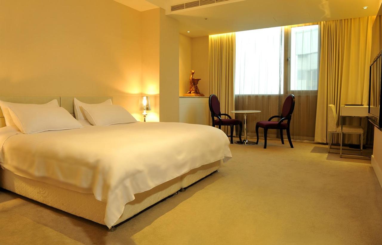 Asia Emperor Hotel 台南 エクステリア 写真