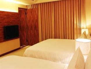 Asia Emperor Hotel 台南 エクステリア 写真